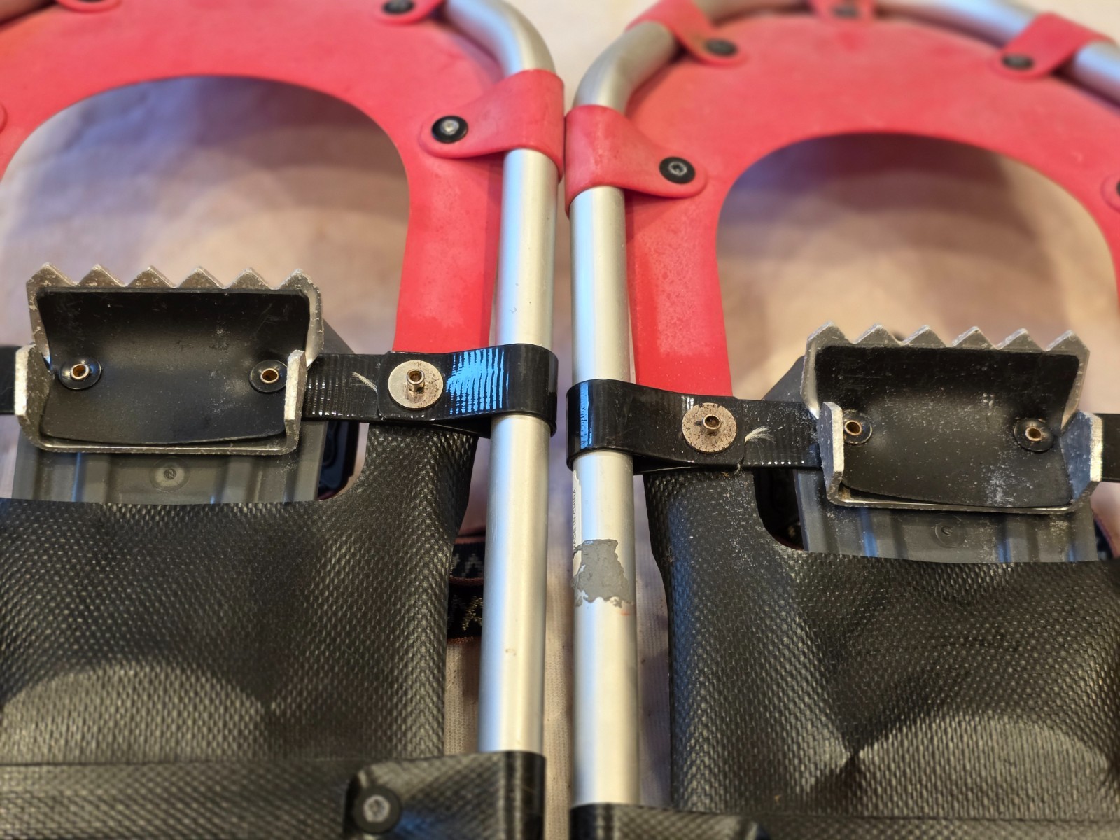 Tubbs Discovery 9" x 30"/Altitude 8"x 25" Snowshoes Quick Draw Bindings