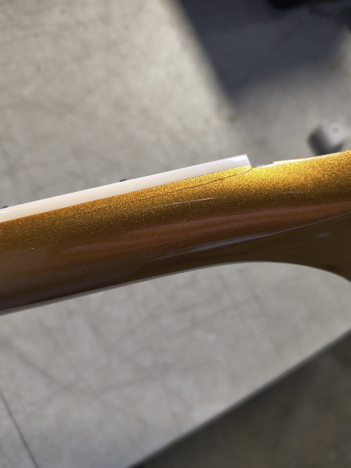 Epiphone Les Paul Modern Pro Electric Guitar - Metallic Gold, cracked, read all