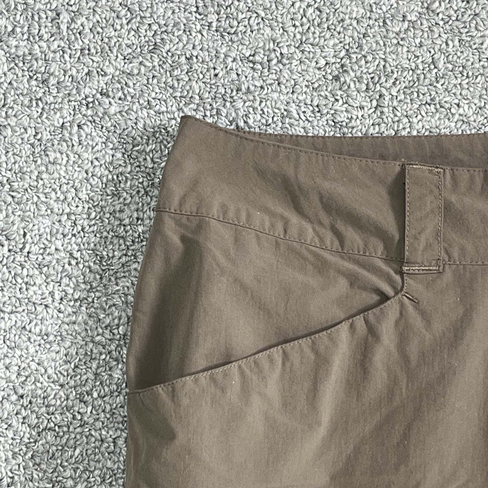 North Face Bermuda Hiking Shorts Womens Size 8 Brown Nylon Stretch Pockets