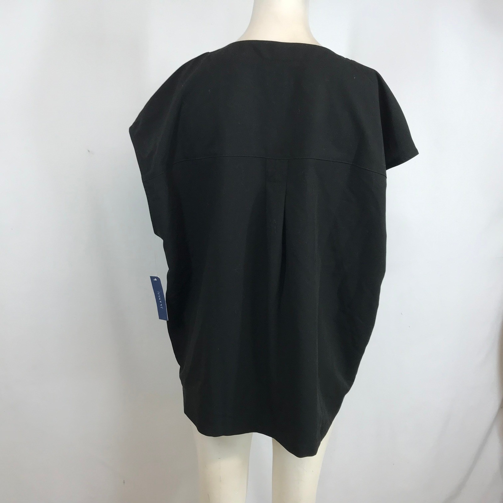 Jaanuu Womens Black V-Neck Scrub Top Relaxed Fit Side Pockets Size Large NWT