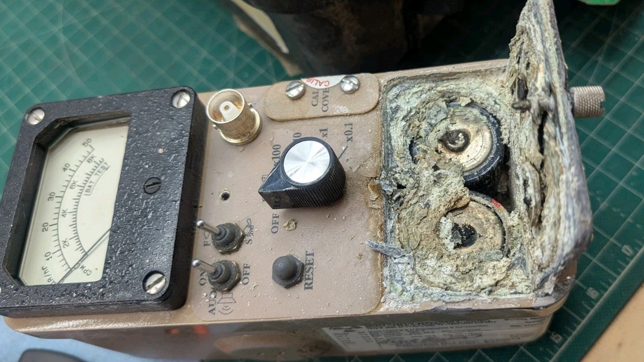 1x REPAIR Battery Compartment for LUDLUM Meters model 3, 12, 14C, 2241 etc.