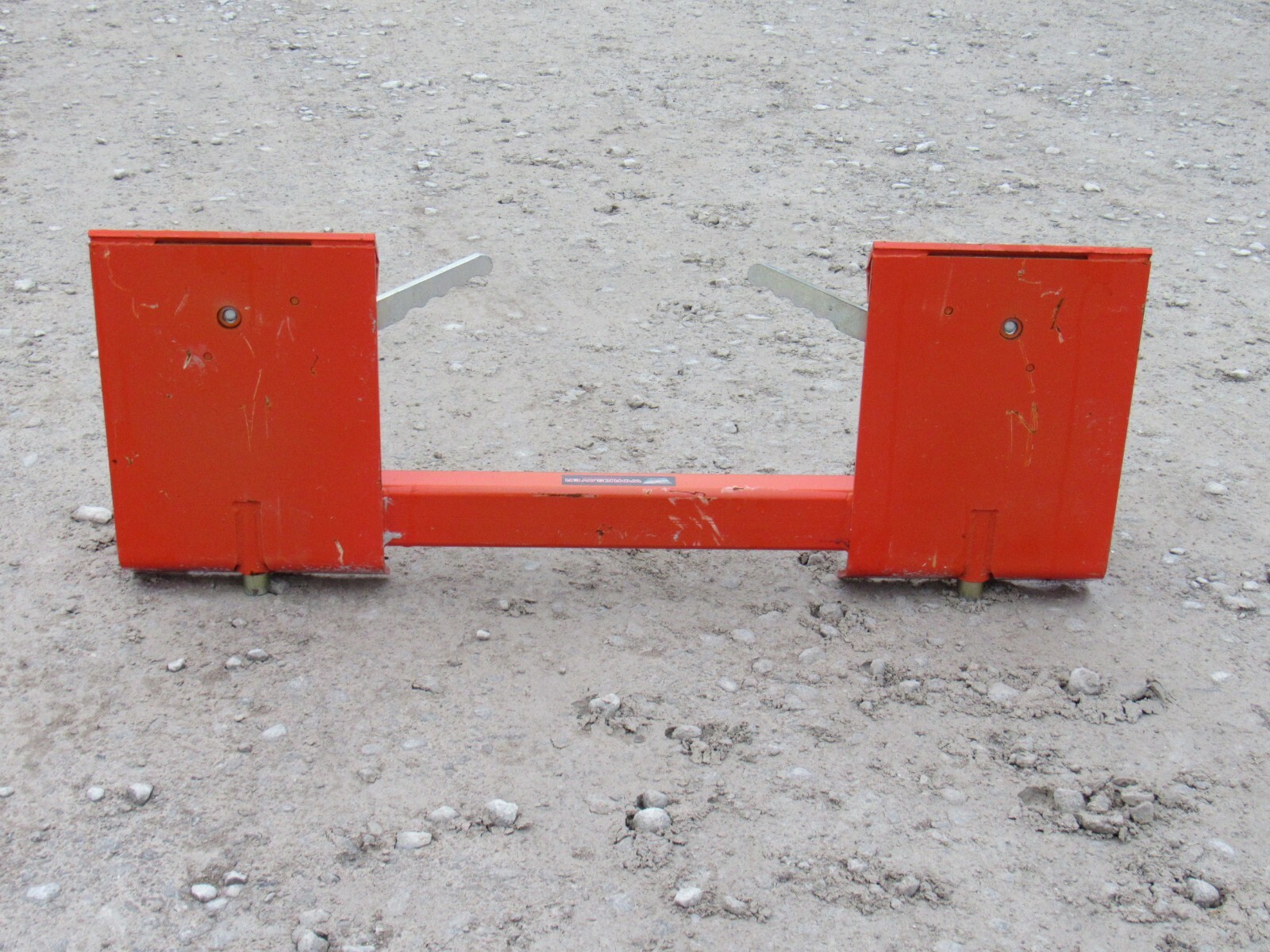 Kubota LA852 Tractor Loader To Skid Steer Quick Attach Adapter Conversion 832915