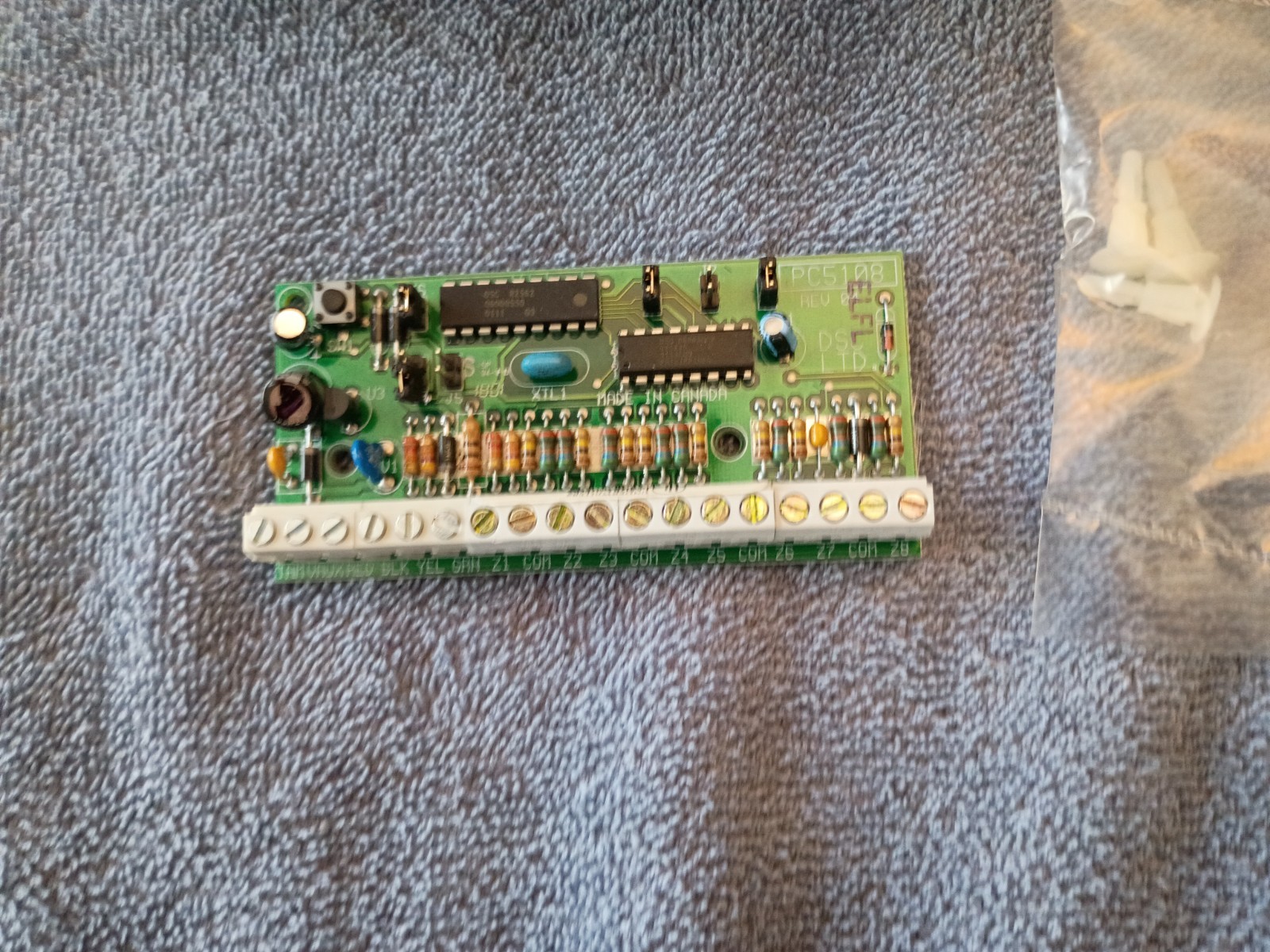 DSC PowerSeries PC5108 8 Zone Expander Module -New in Box