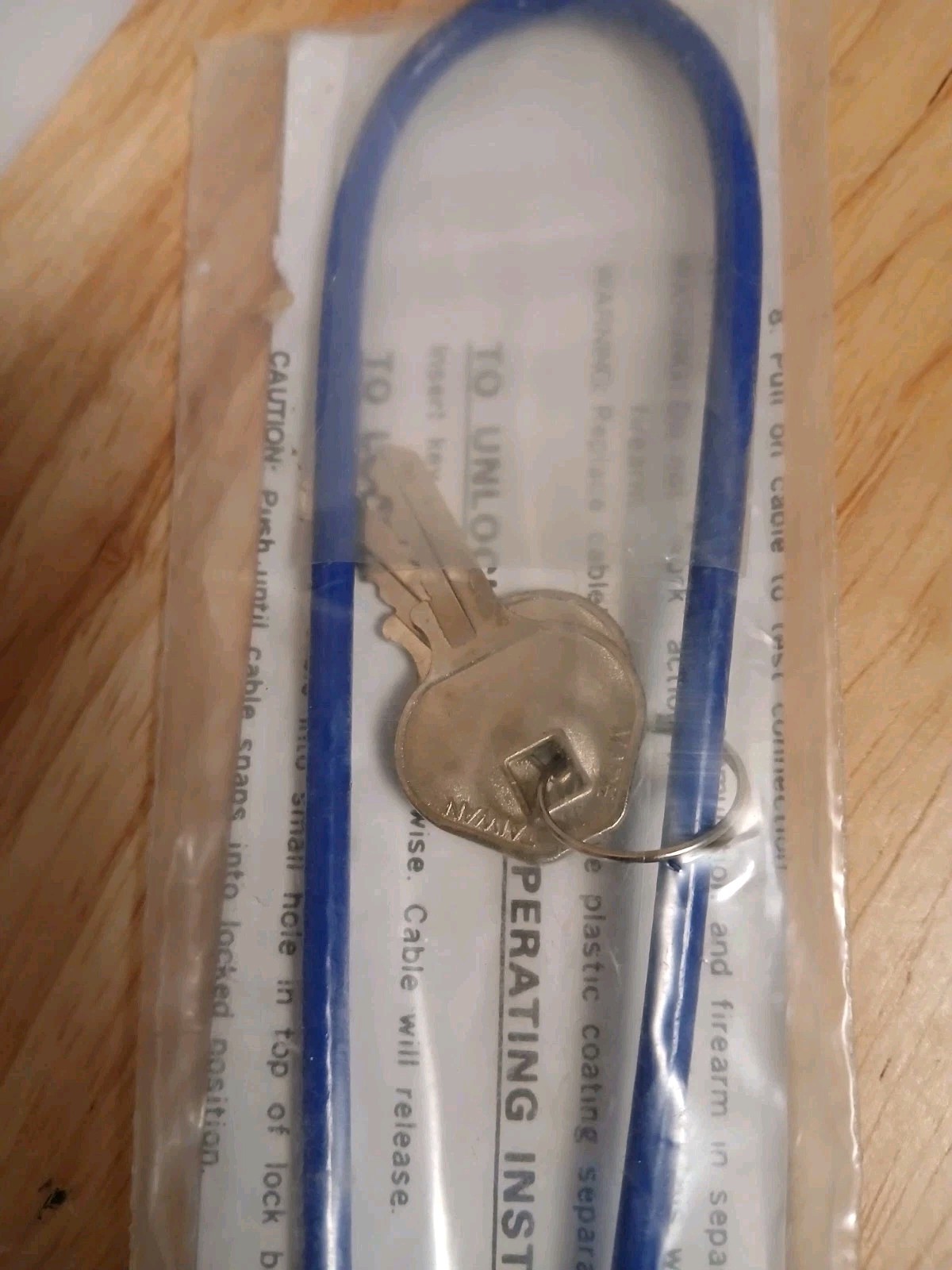 Mossberg Gun Cable Lock w/ Keys New Sealed in pack Firearm Safety Lock