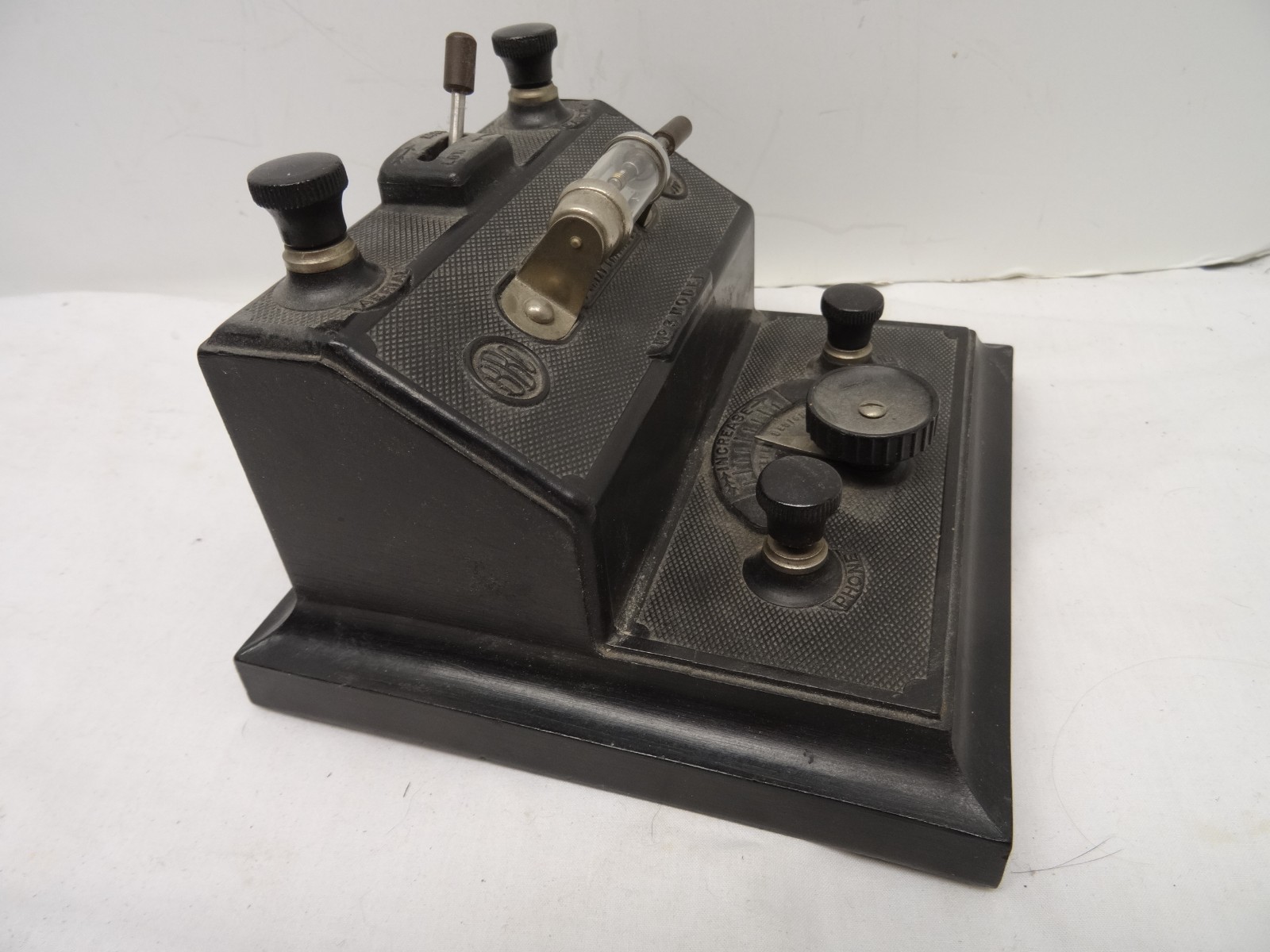 Brownie Wireless Company Model 3 crystal radio receiver