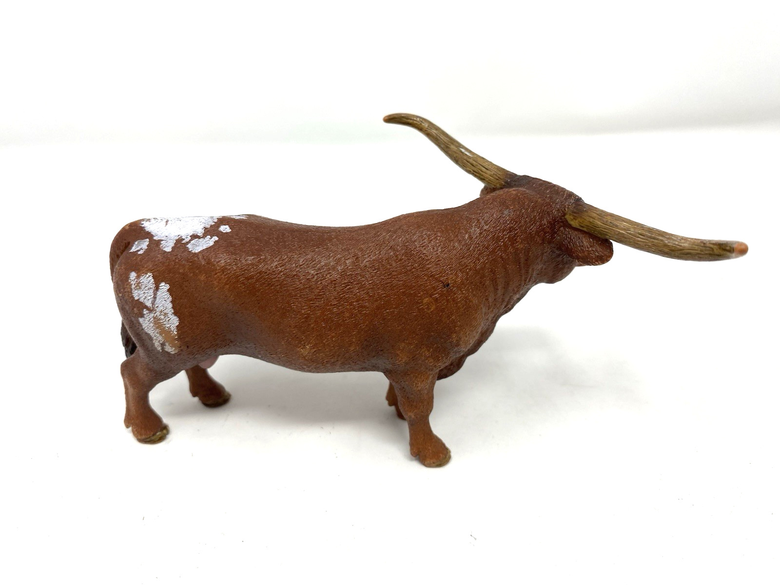 Schleich 2 Texas Longhorn Bulls, Horse & Cowboy Roping Figurines