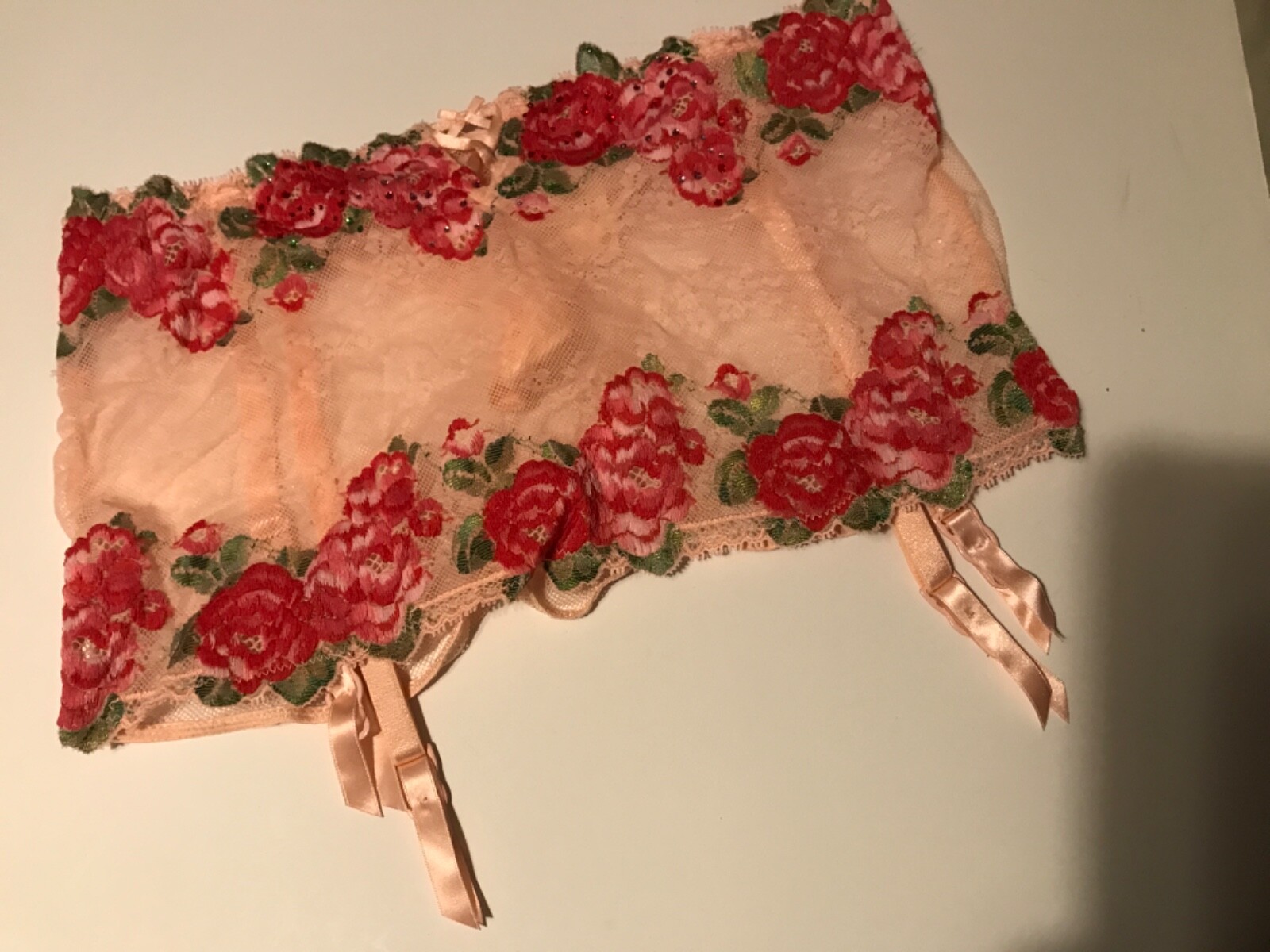 Victoria’s Secret Very Sexy Embroidered Roses Lace Garter Skirt NWT Crystals M