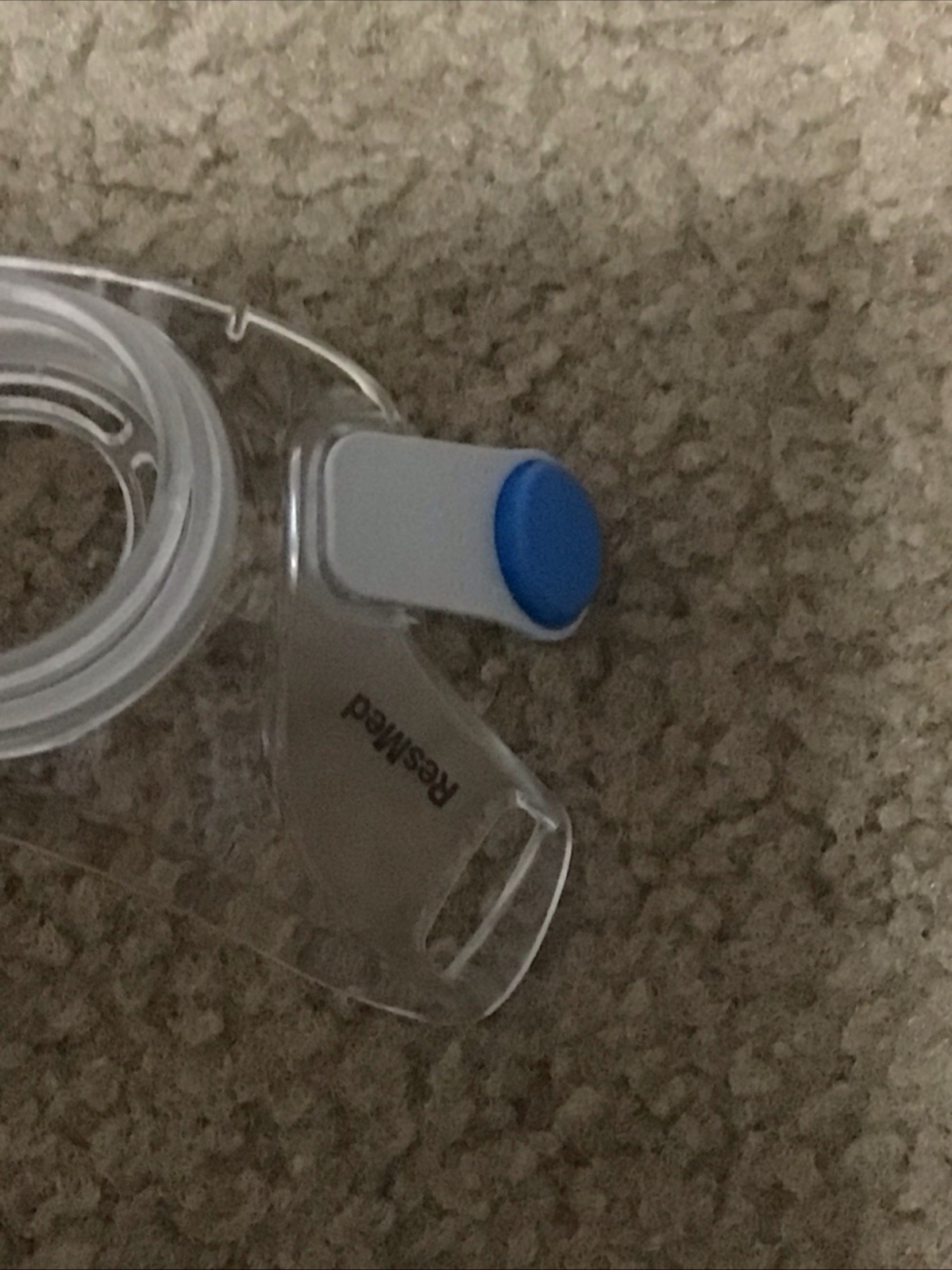 ResMed AirFit F30 Cushion Frame (NoHeadgear Magnetic Straps). Only What You See