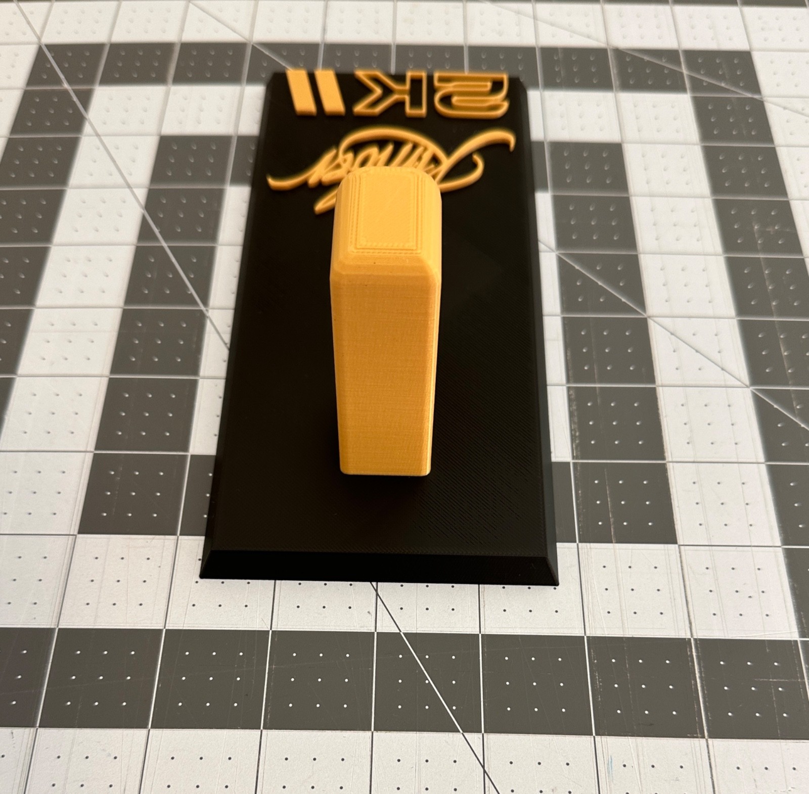 CP Pistol Stand for Kimber 2K11-GOLD-Personal Showcase or Gun Store Display