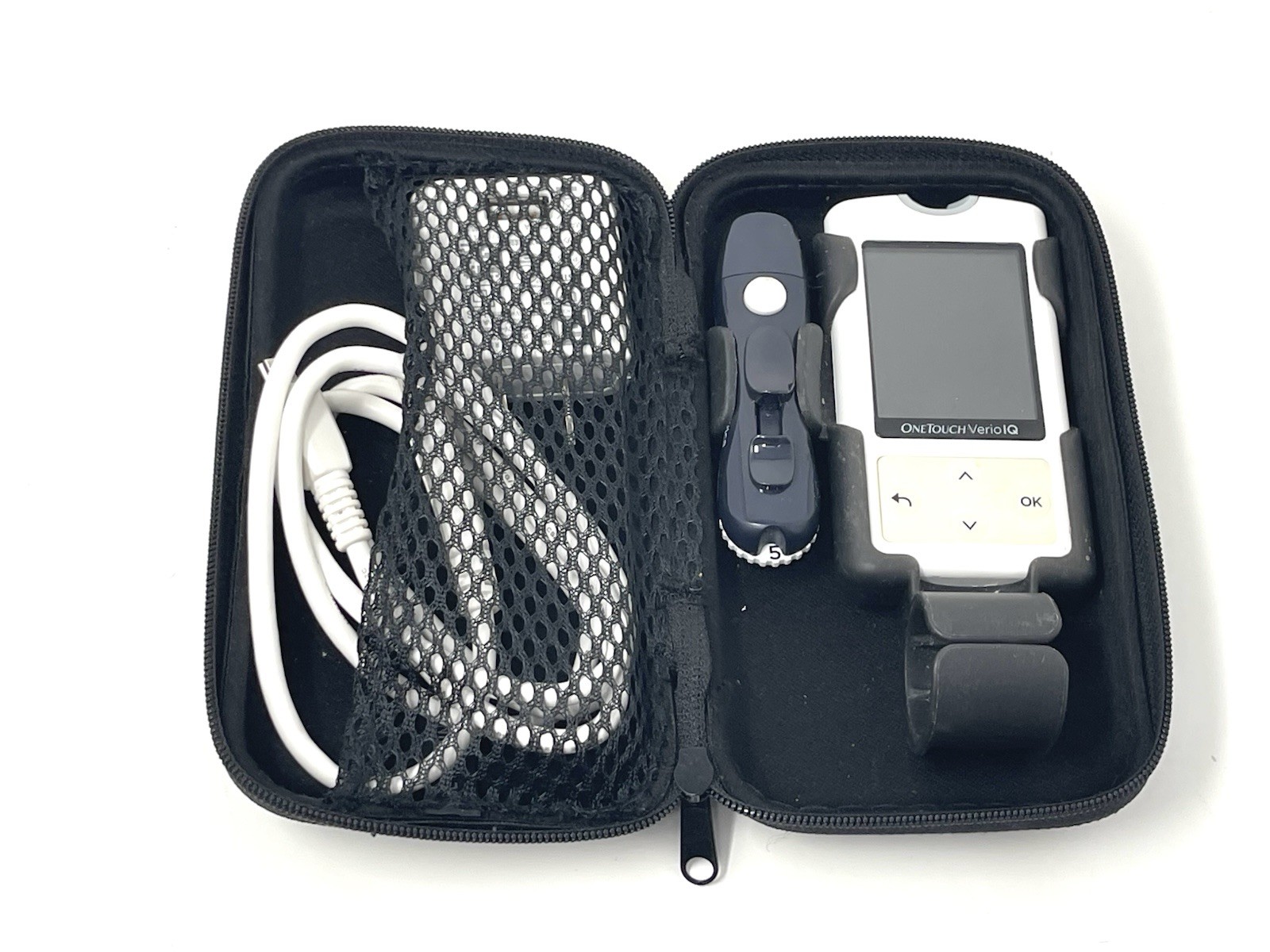 One Touch Verio IQ Rechargeable Blood Glucose Meter - Used & Works