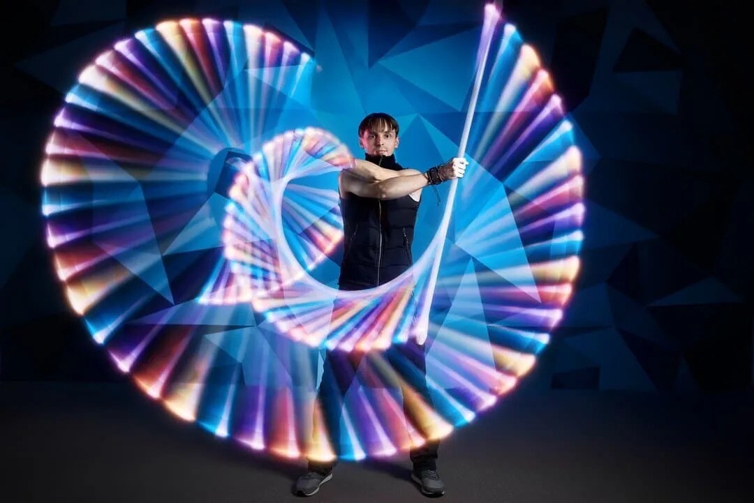 Spectrum LED Staff - 32 Color Modes - LED Juggling Staff - Light Saber