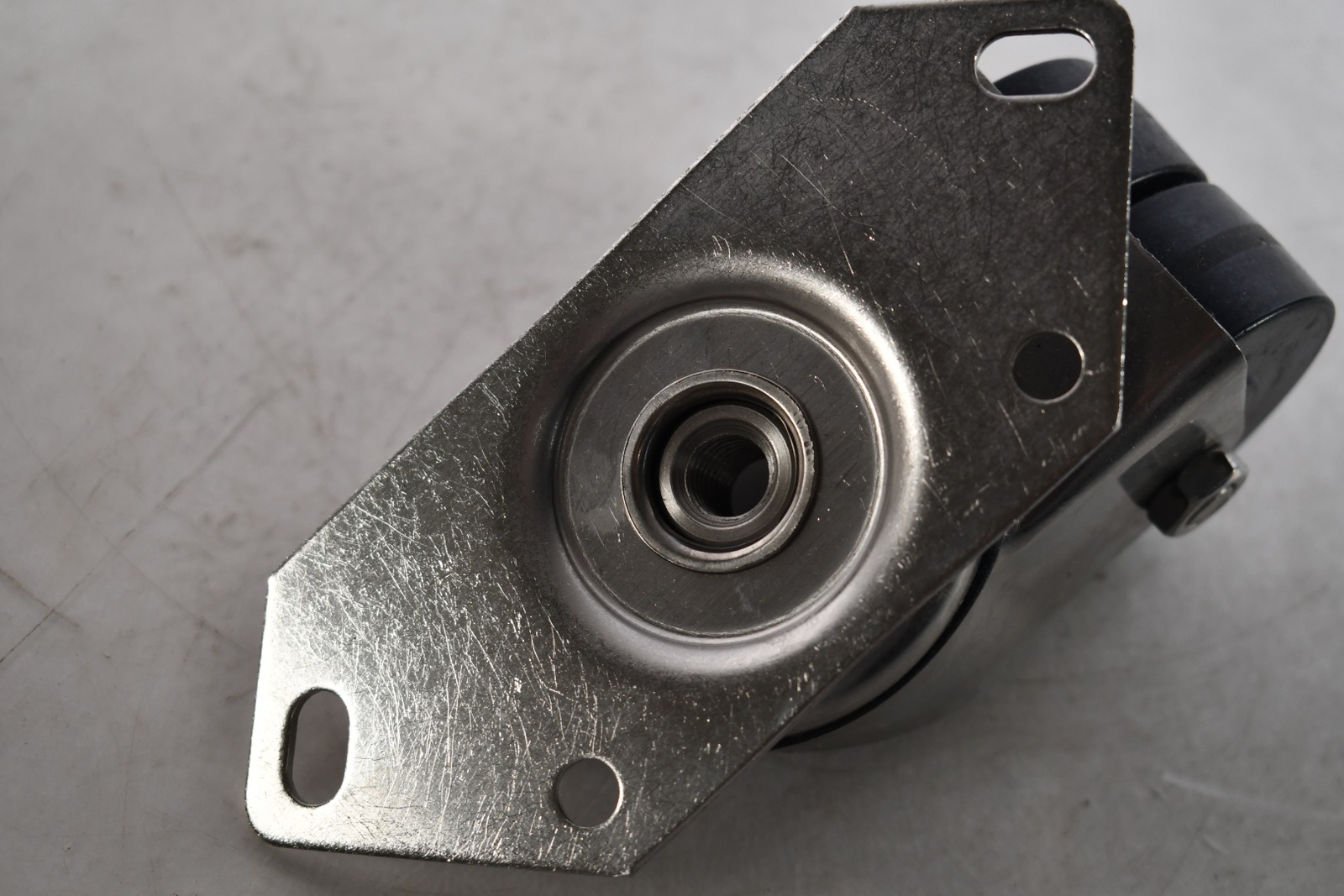 NEW Atlas Pat 6,637,071 7,065,828 500 SERIES LEVELING SWIVEL CASTER 2-1/2'' Whee