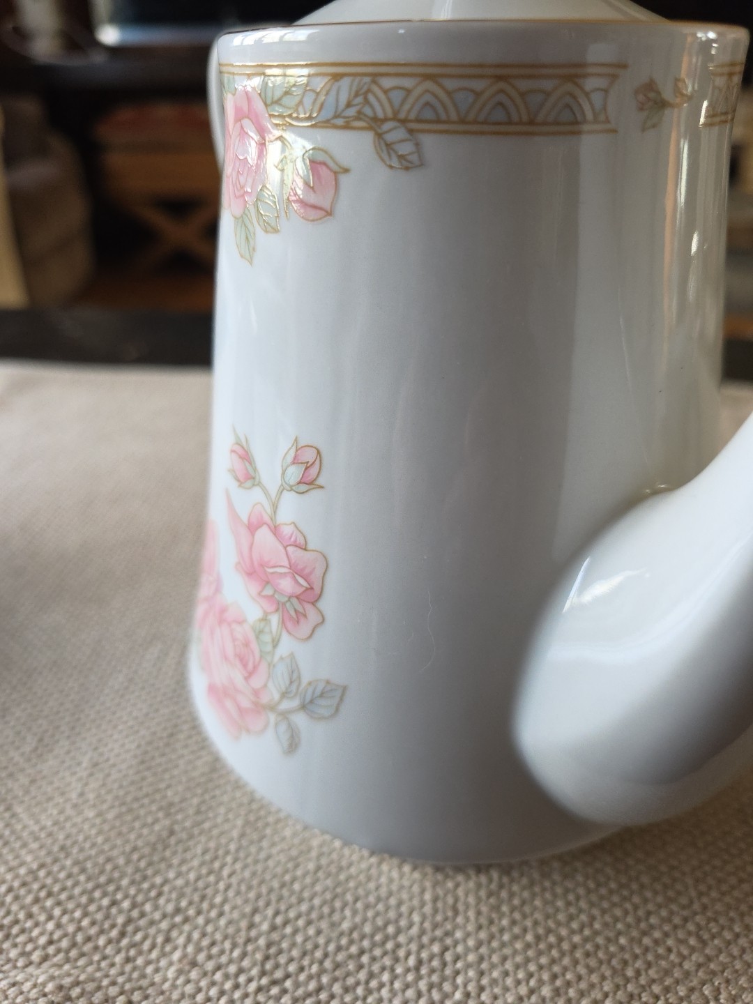 Crown Ming Fine Jian Shiang Christina Pattern Fine China Tea Pot, Sugar, Creamer