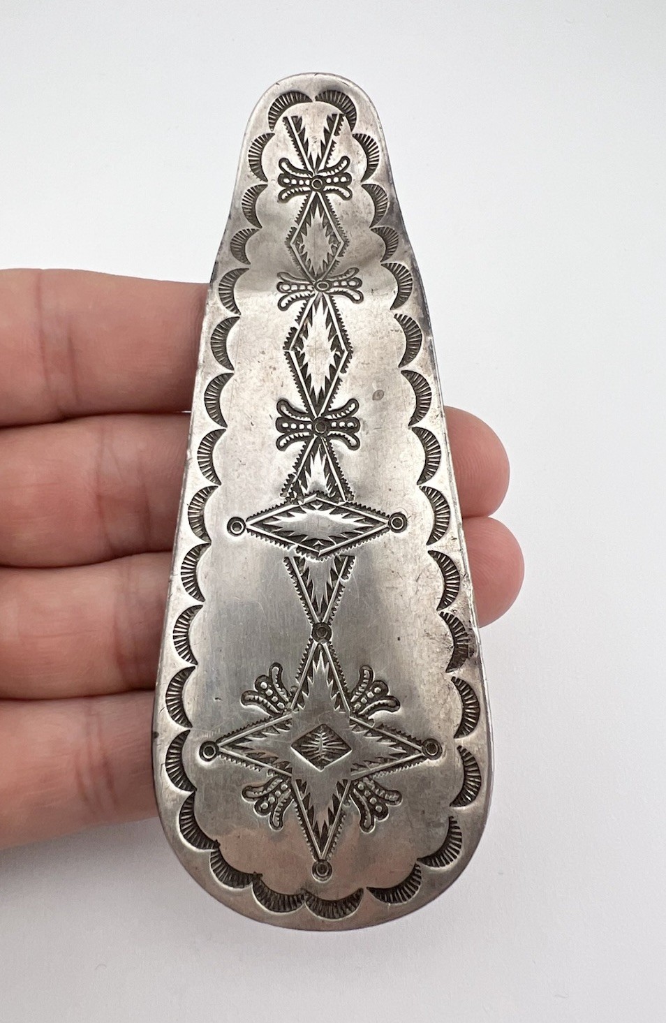 RARE EARLY Old Fred Harvey Era NAVAJO Coin Silver Detailed Stamped Shoehorn 4.5"