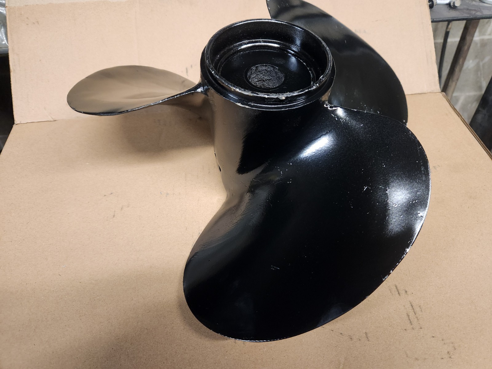 GOOD USED MICHIGAN VOLVO PENTA PROPELLER RIGHT HAND AQ 280