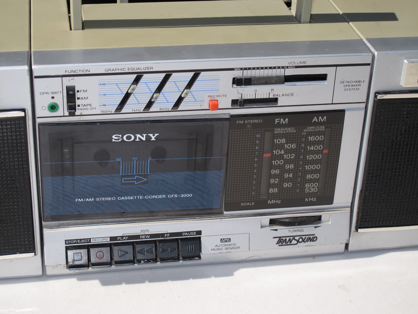 Vintage 80s Sony CFS-3000 Boombox Retro AM/FM Transound Stereo Cassette READ!