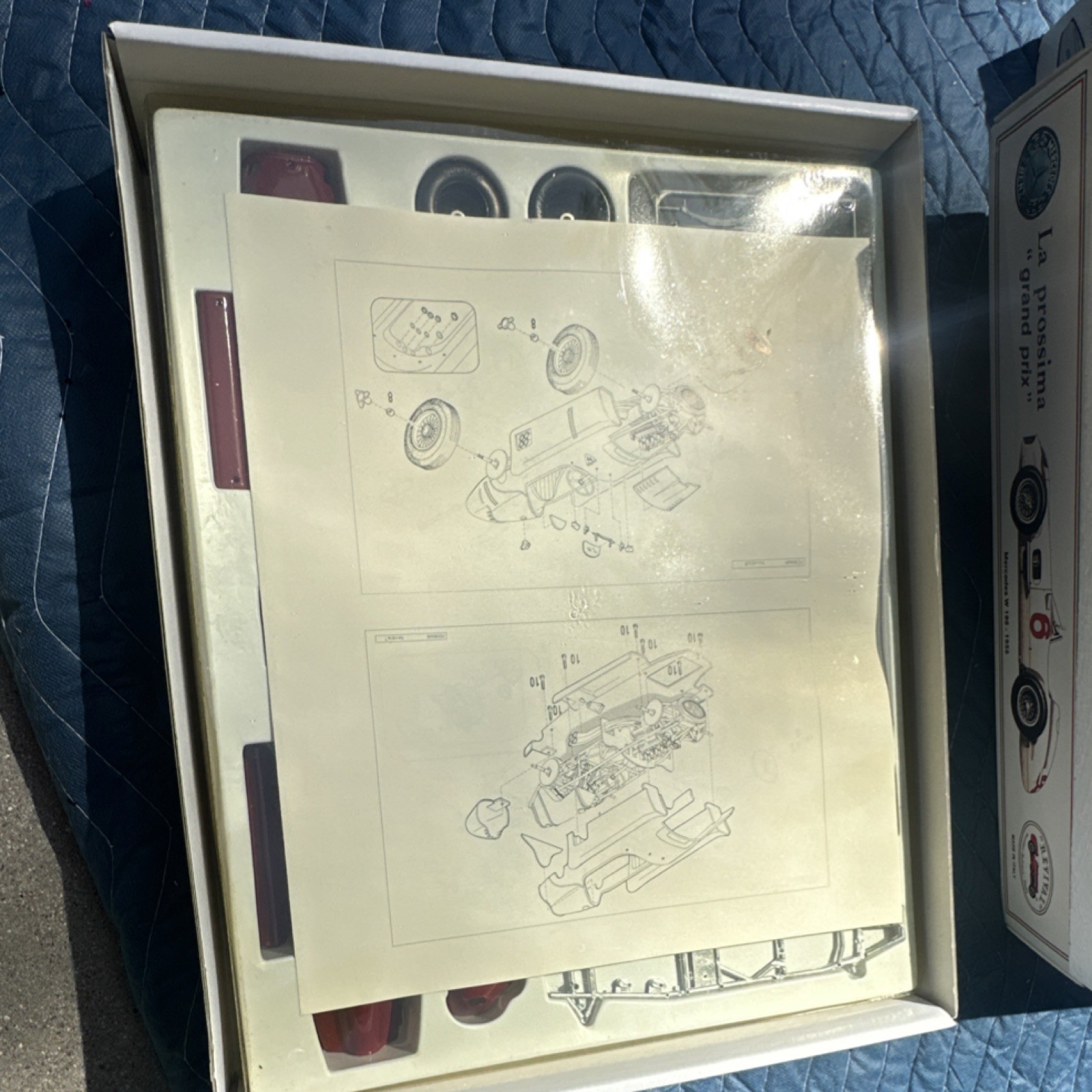 Revival Ferrari D50 1956 1:20 Metal Car Kit Red Sport Model MPN 93101