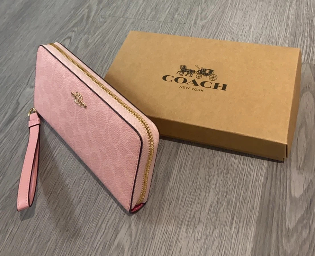 2026 Coach Long Zip Around Wallet In Signature Canvas CW778 Powder Pink