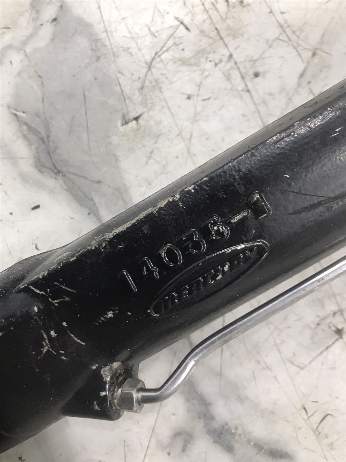 Mercury MerCruiser Alpha Bravo trim tilt lift hydraulic cylinders power trim XD