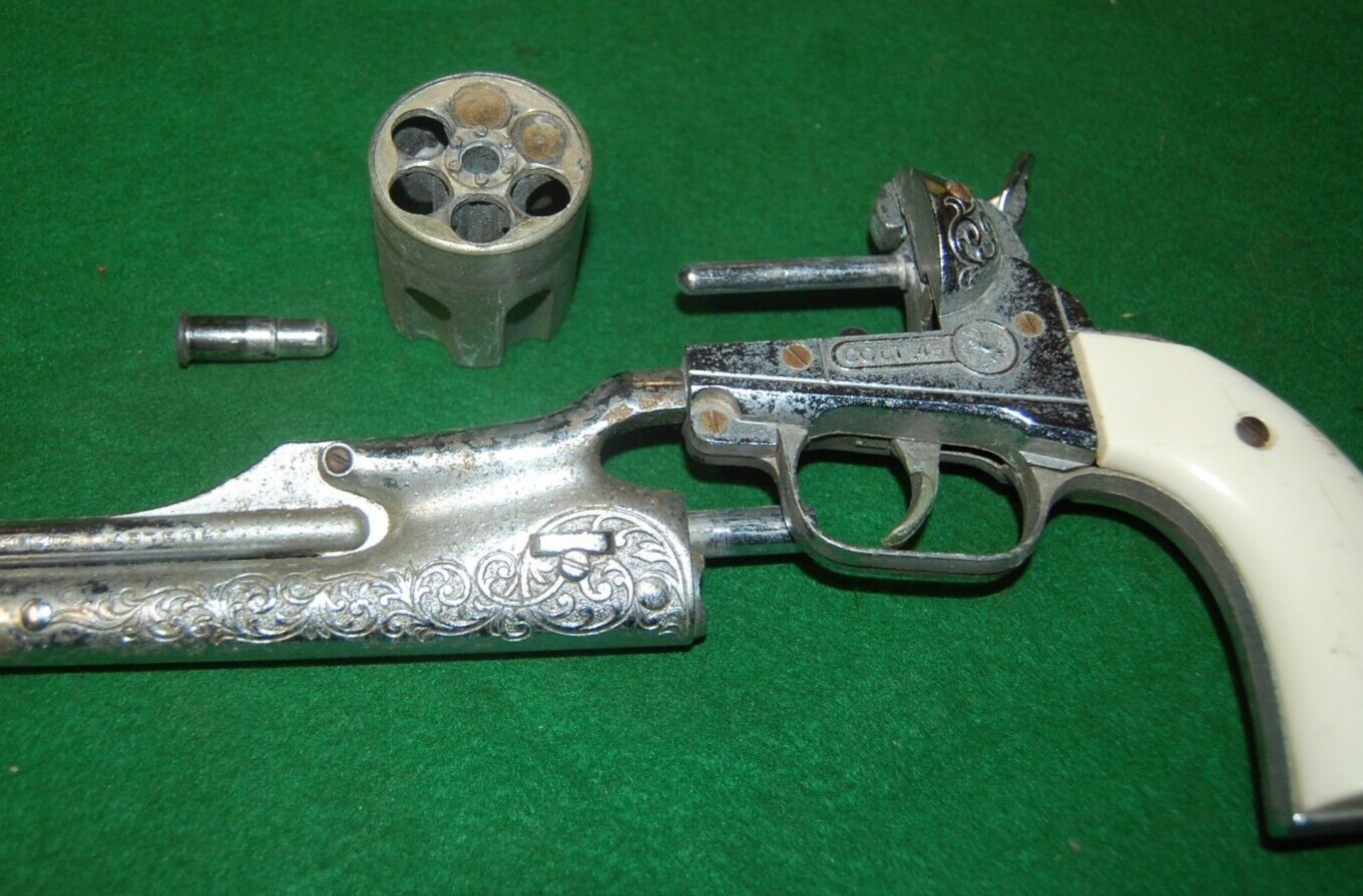 VINTAGE 1950s HUBLEY REPLICA COLT 45 TOY CAP GUN USED L1