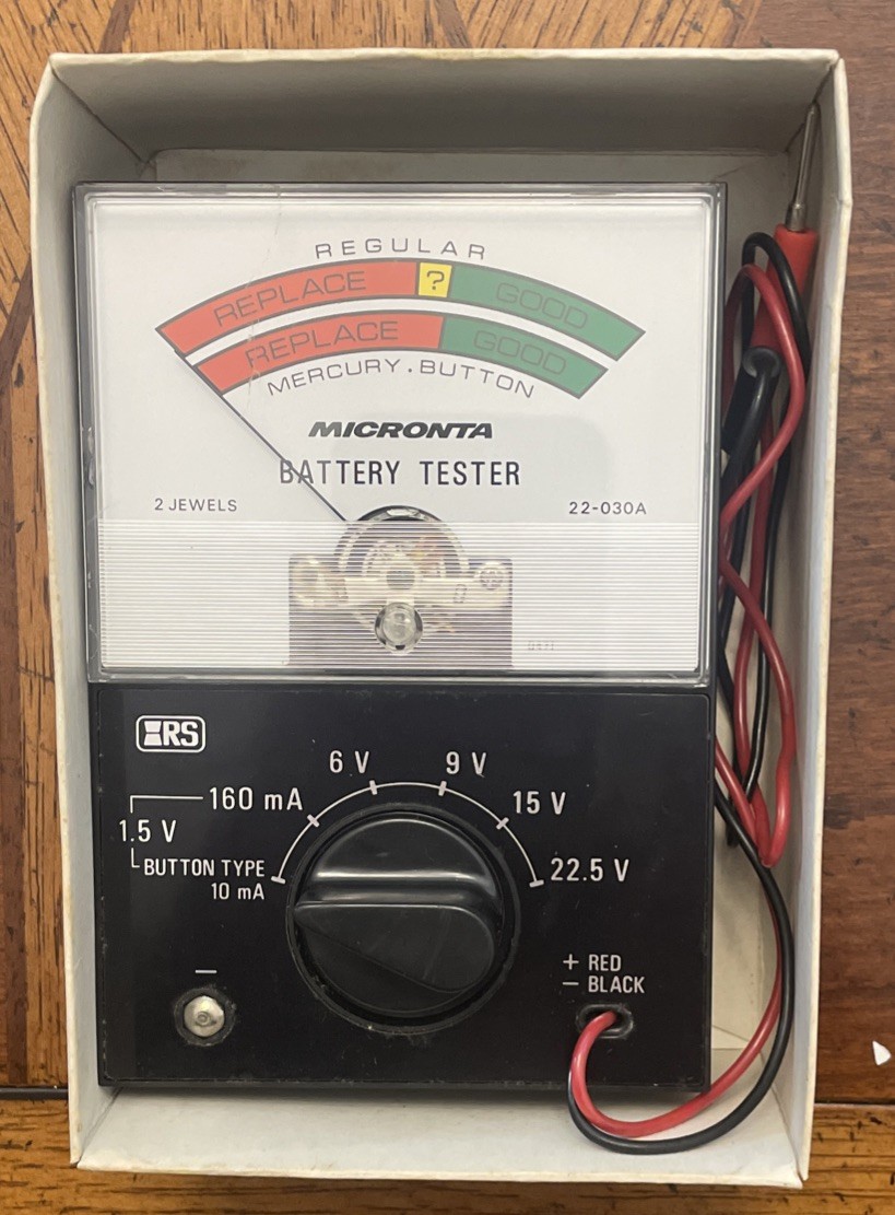 Micronta Battery Tester #22-030A Radio Shack Original Box. Tested