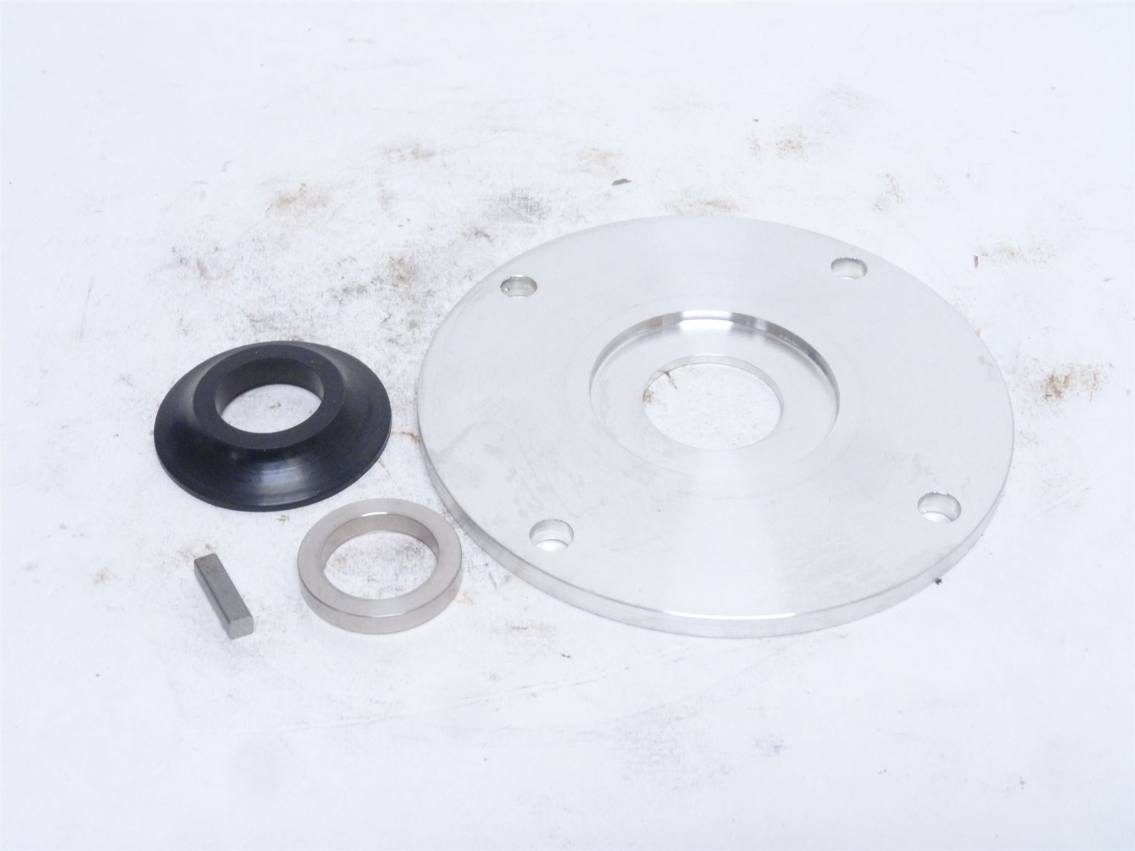 249238 New-No Box; M&M Equipment 5400 Triple Option Picker Hub Assy 004808