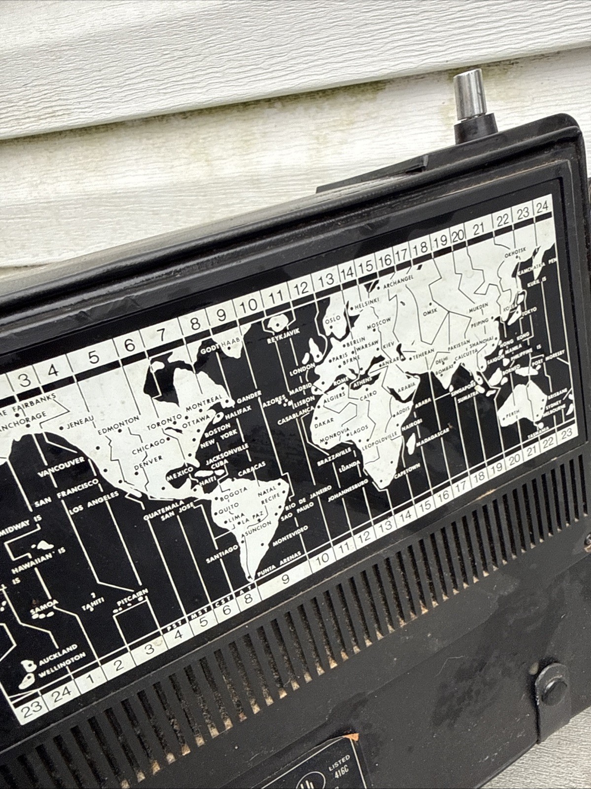 Vintage Readers Digest Multi-Band Radio Model RECEIVER RDA-127 Works No Strap