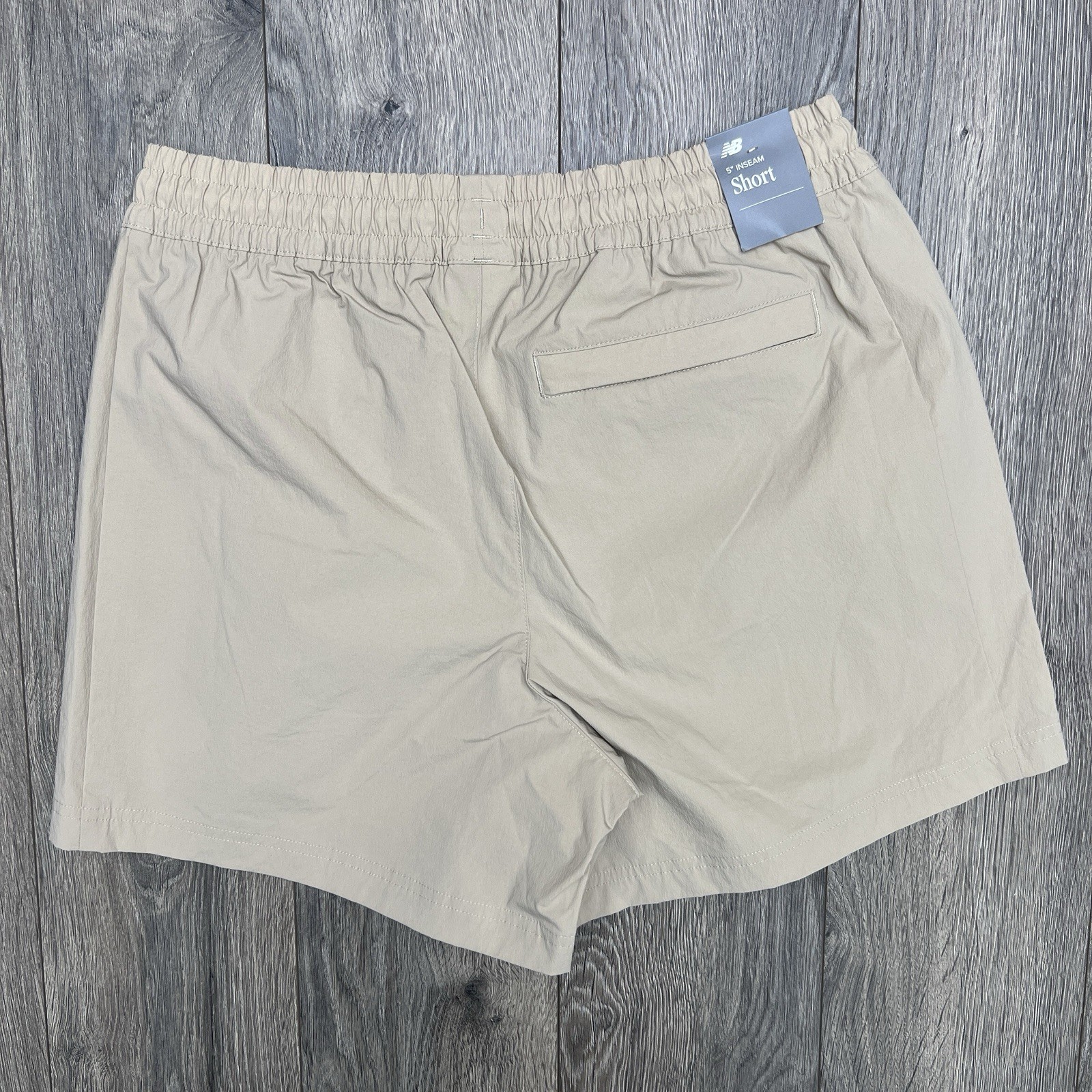 New Balance Shorts Sz Large Mens Light Brown Woven 5" Athletic Stretch $60