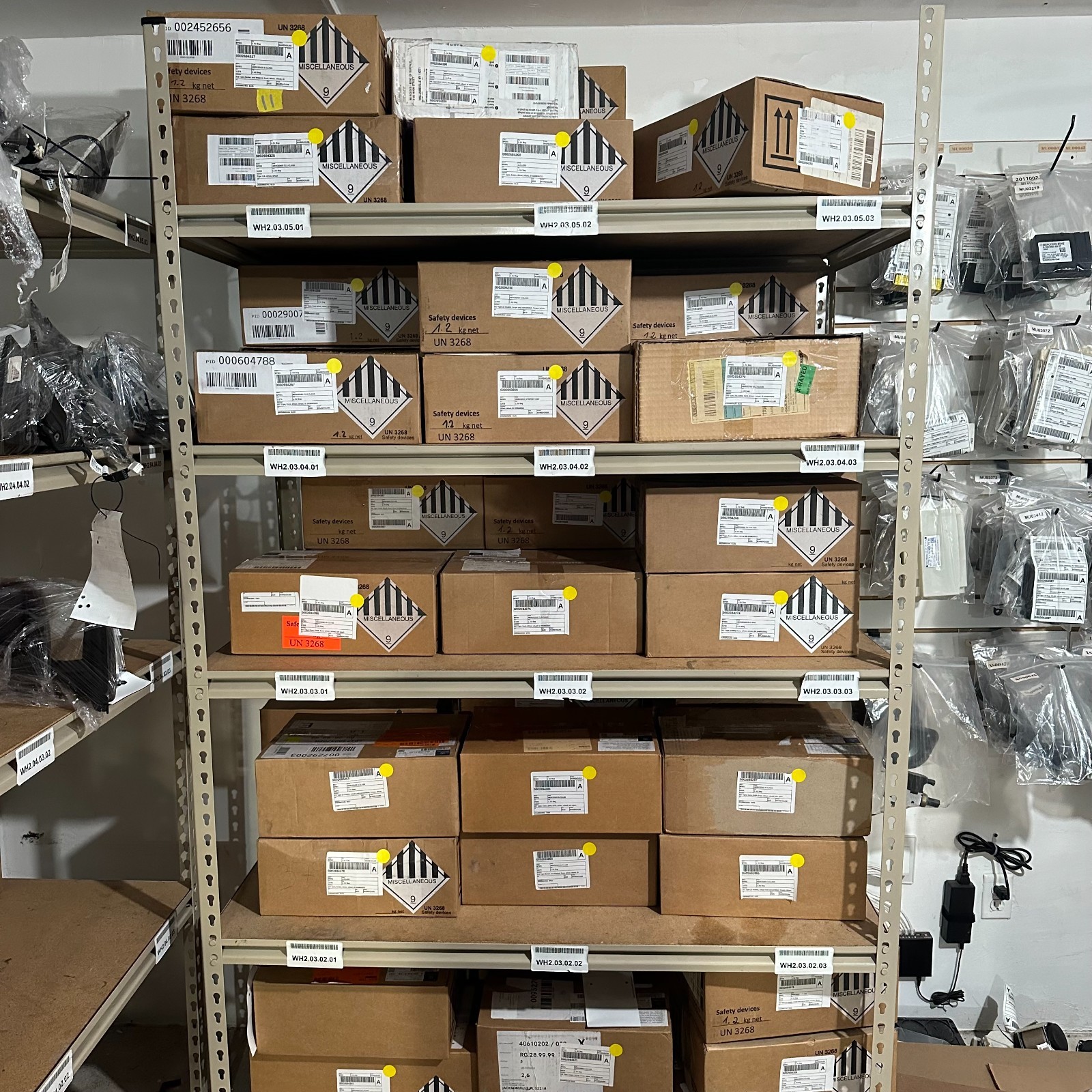 DODGE CHARGER Display and receiver 7.0" screen w/(SiriusXM) 68428468AB 18 20