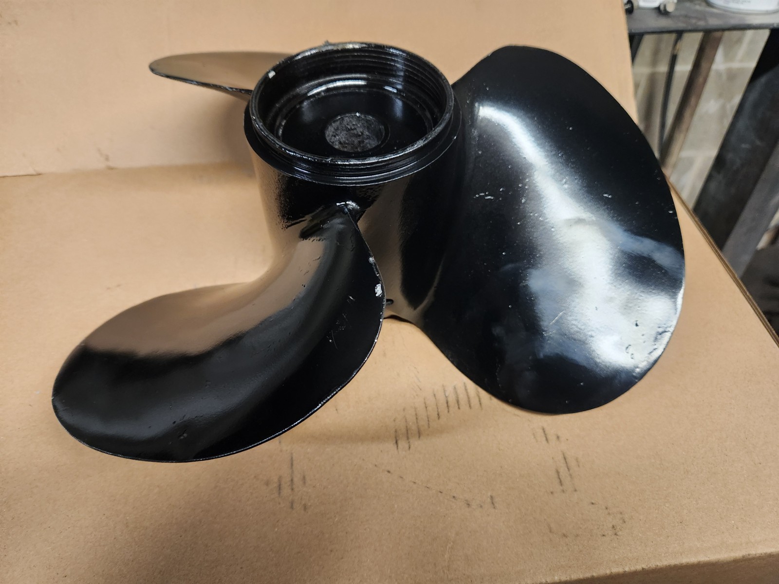 GOOD USED MICHIGAN VOLVO PENTA PROPELLER RIGHT HAND AQ 280