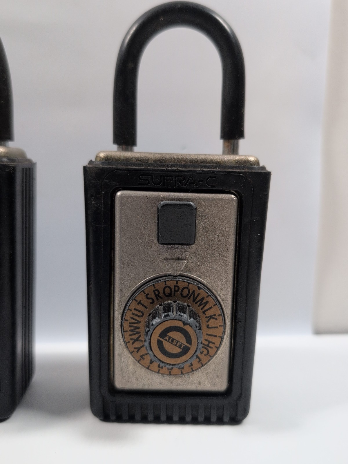 Supra-C Lock Box Real-estate Storage Keys Letter Combination HideAKey Vtg w Code