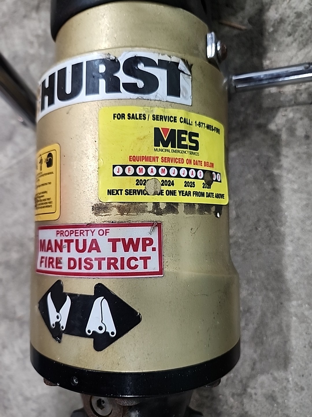 Hurst Hydraulic Jaws of Life Combi Tool Spreader / Cutter w/ Quick Connect Used