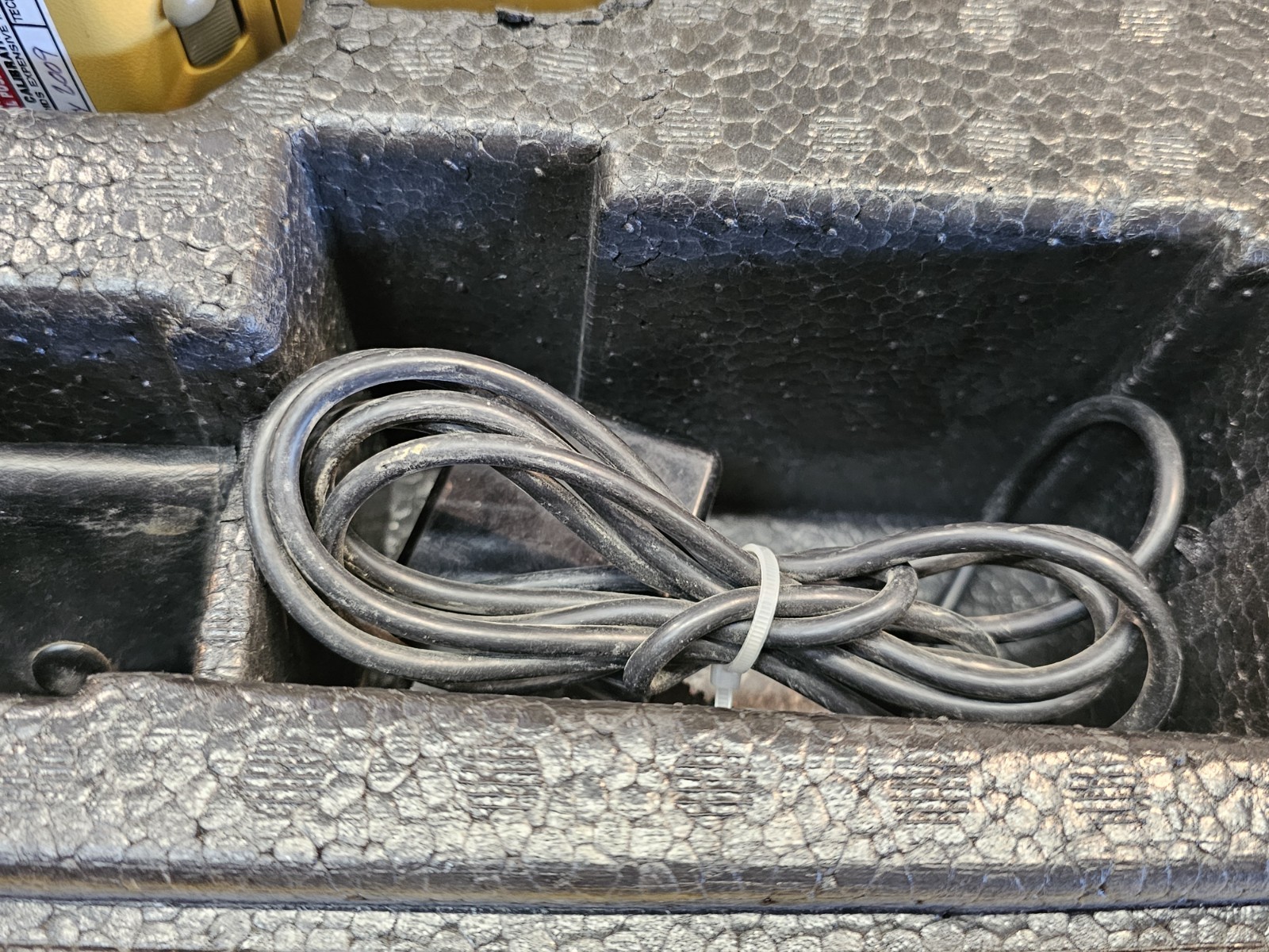 Topcon GTS-802A Robotic Total Station For Surveying Full Set Level Case Charger