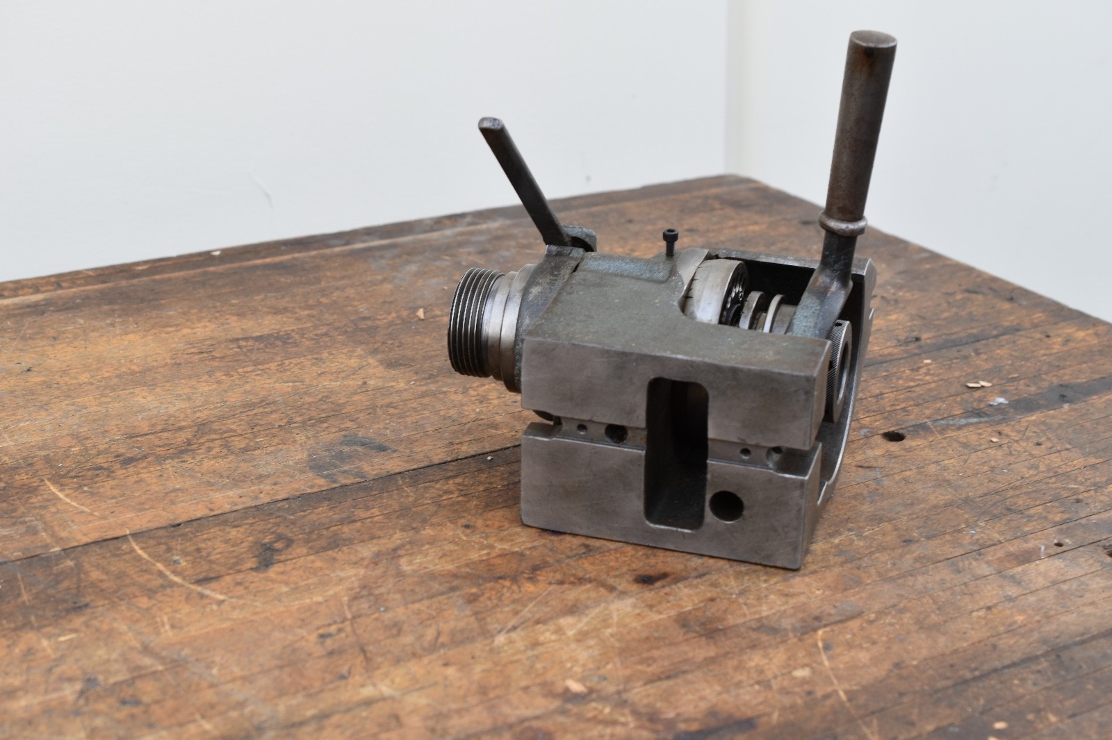 Yuasa 5C collet horizontal/vertical indexing fixture 550-004