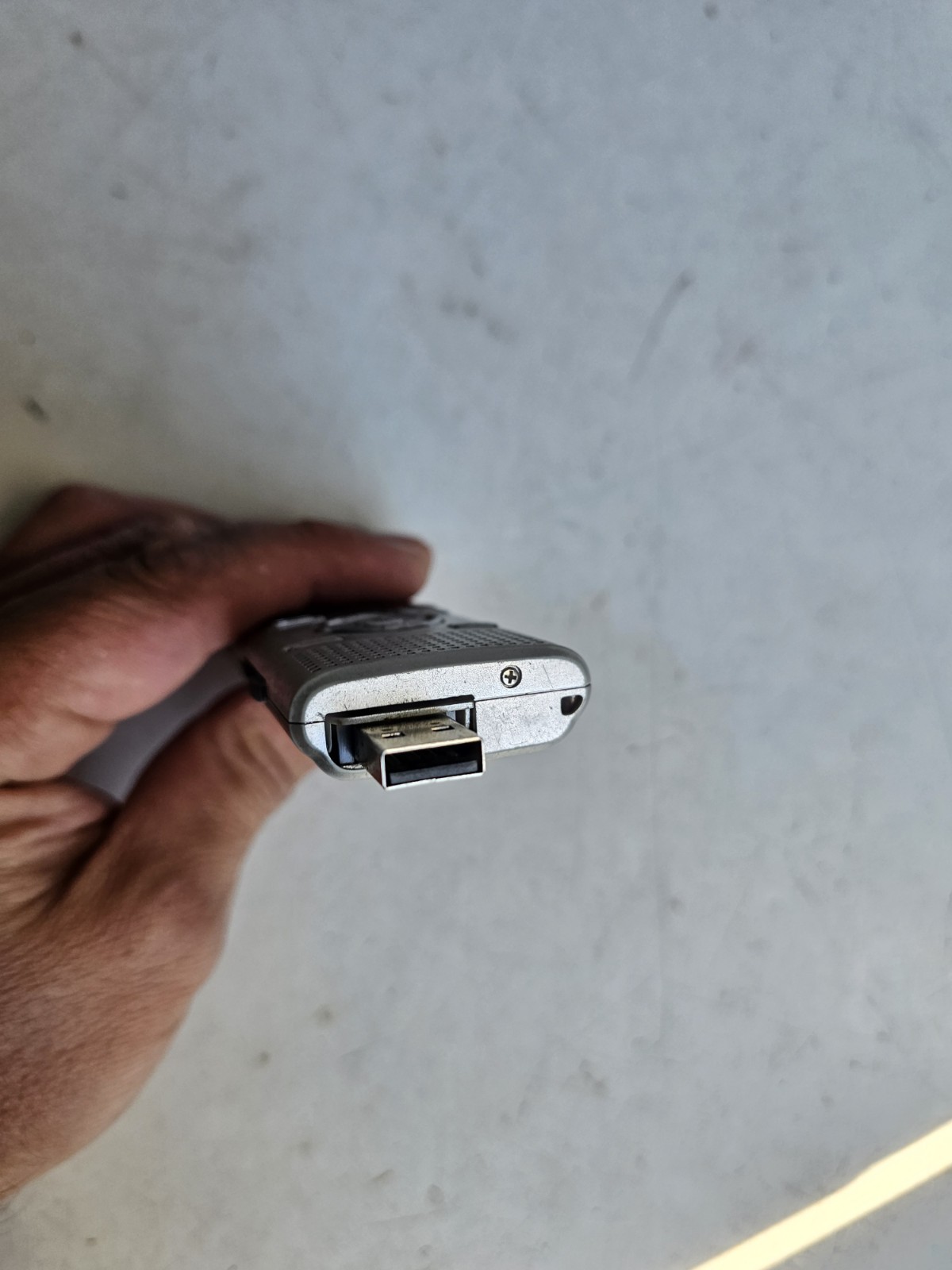 Olympus WS-821 Silver Multifunction Handheld Stereo Digital Voice MP3 Recorder