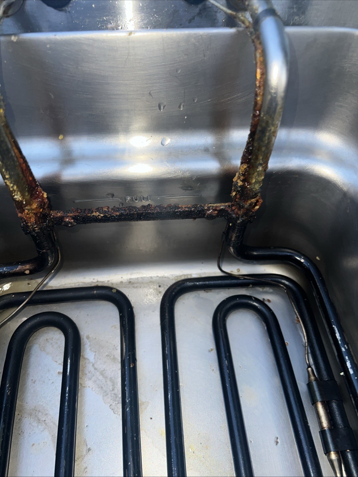 Wells 5E-F15CY 15 lb. Electric Countertop Fryer - 208-240V, 4319/5750W W