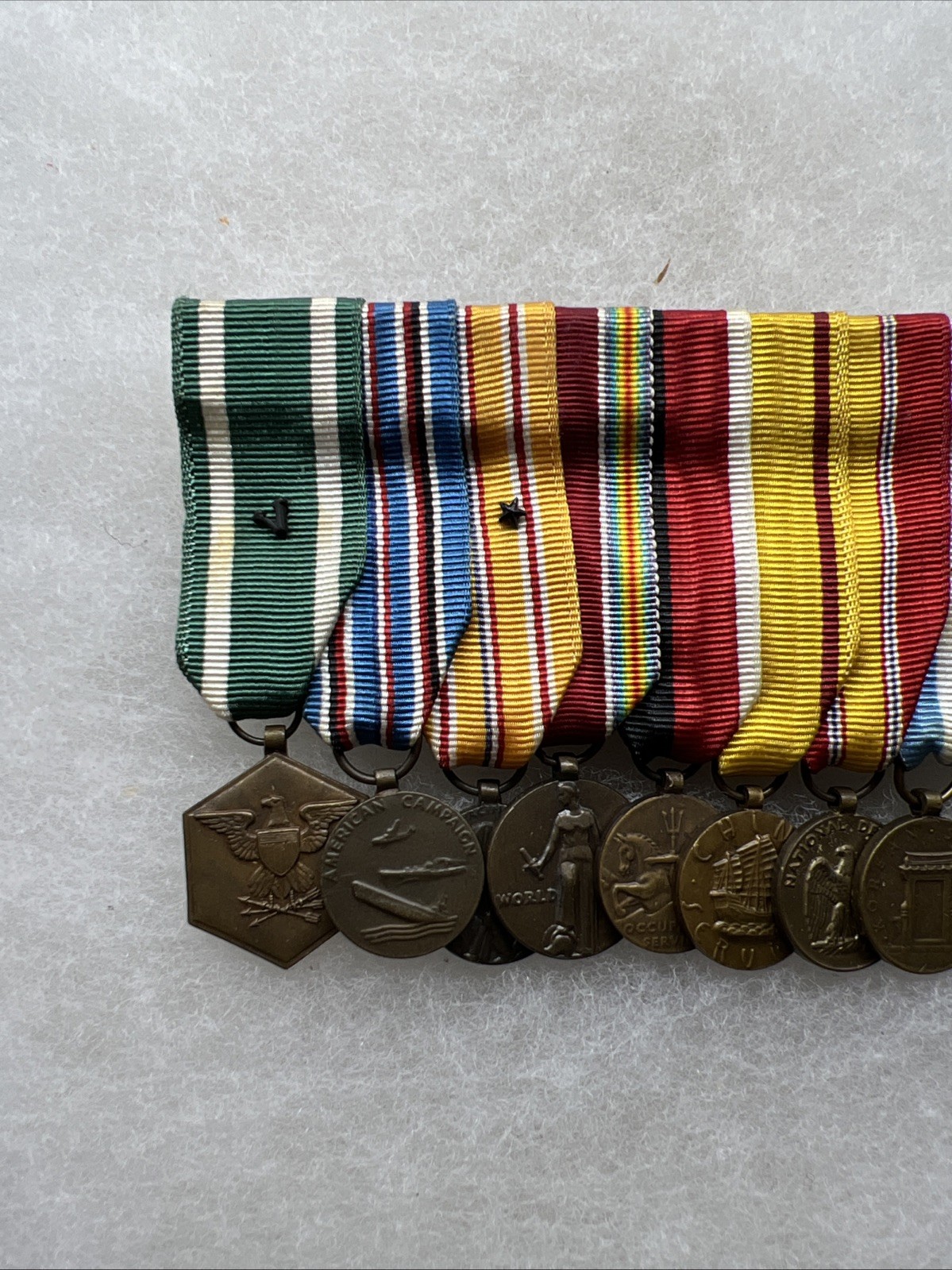 WW2 - Korean War US Navy Miniature Medal Rack (FF567