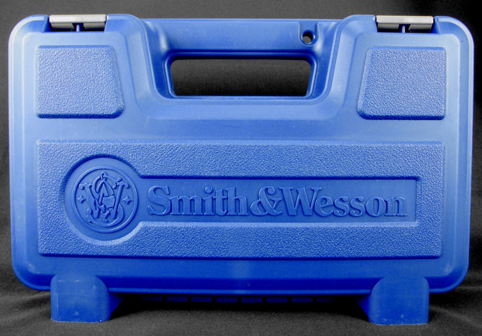 Smith Wesson Universal Medium OEM Case. Fits up to 6" barrel.