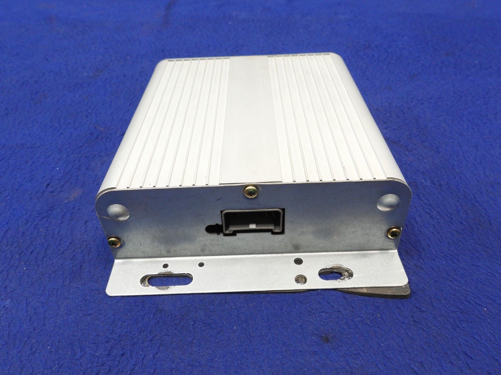 1997-2004 Ford Mustang Mach 460 OEM Rear Amp Amplifier Good Used Take Off K28