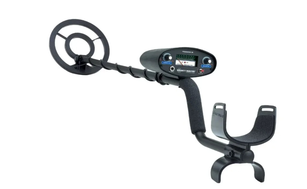 Bounty Hunter Tracker IV Metal Detector NEW light weight model Nice Deal