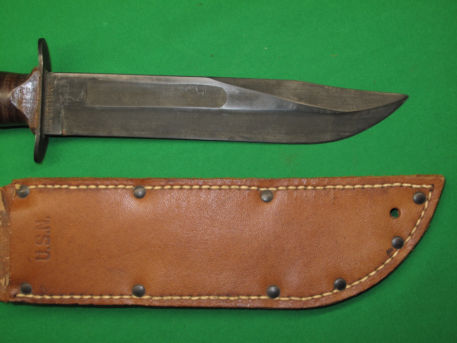 RARE US MARK 2 CAMILLUS KNIFE 1st VARIATION SCREW POMMEL