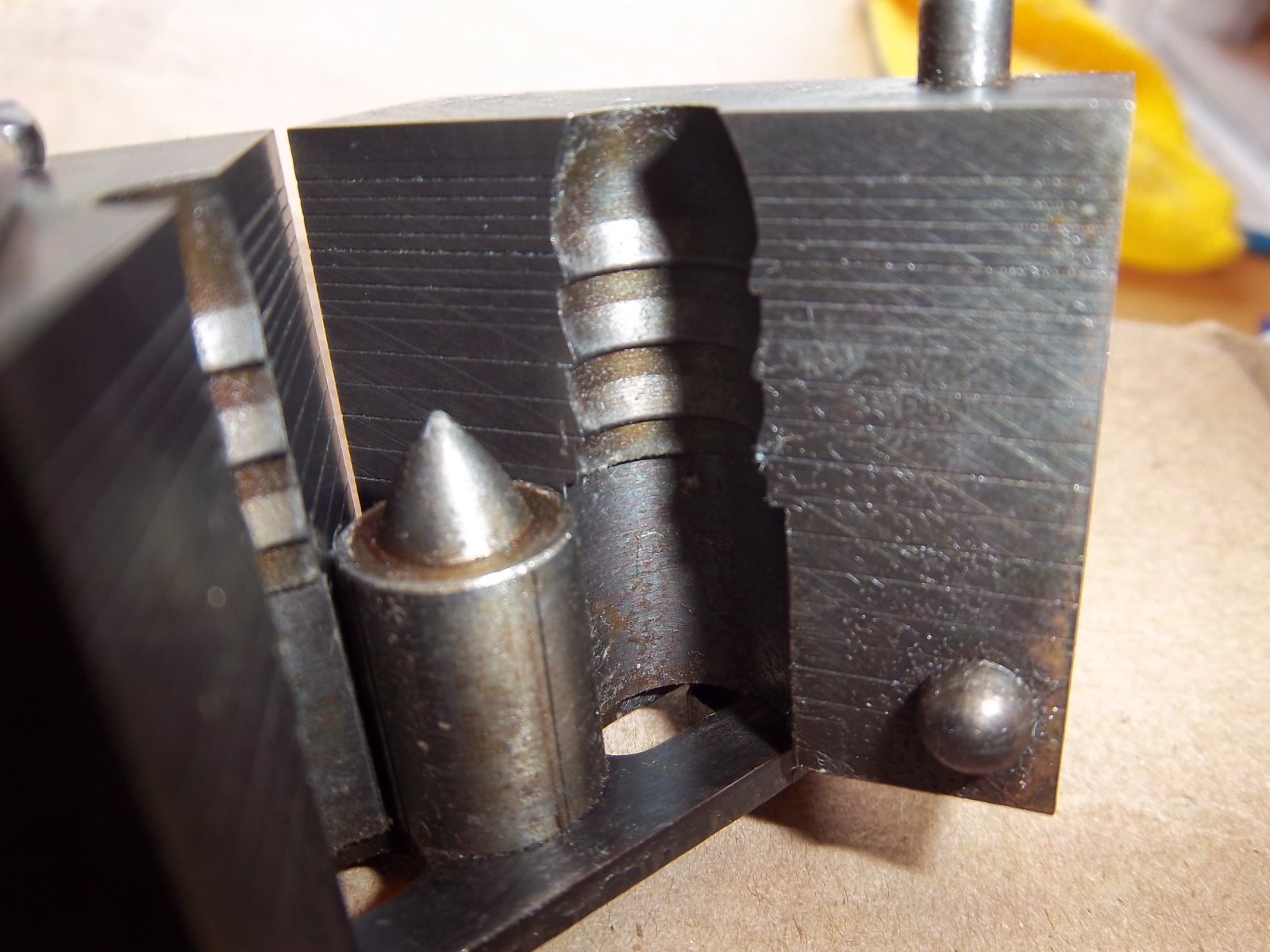 RCBS Bullet Mold 45-280-M