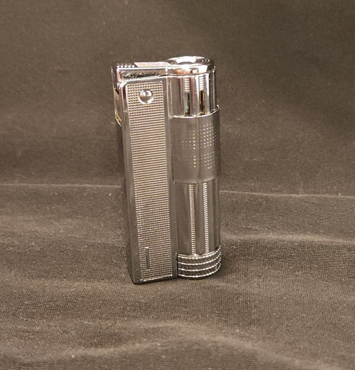NEW Retro Style Trench Heavy-duty Petrol Lighter Chrome