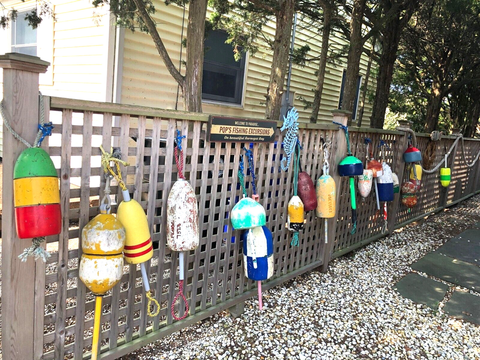 FREE SHIP 196 Maine Lobster BUOY nautical pot bouy float shore crab Lake CAPE