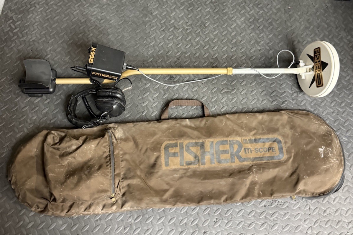 Fisher M-Scope 1265-X Metal Detector Tested Works W/ Carrying Bag & Headphones