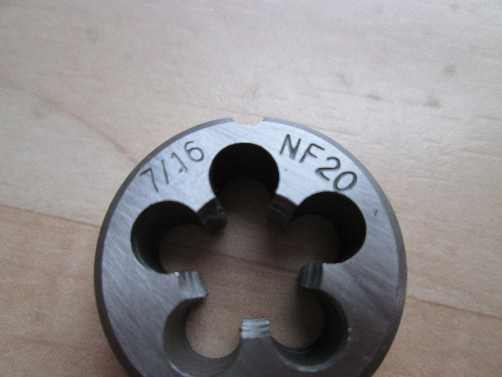 NEW 7/16" 7/16"-20 7/16"-NF20 SAE Die HSS Steel Die, Hand Threading #T16EP