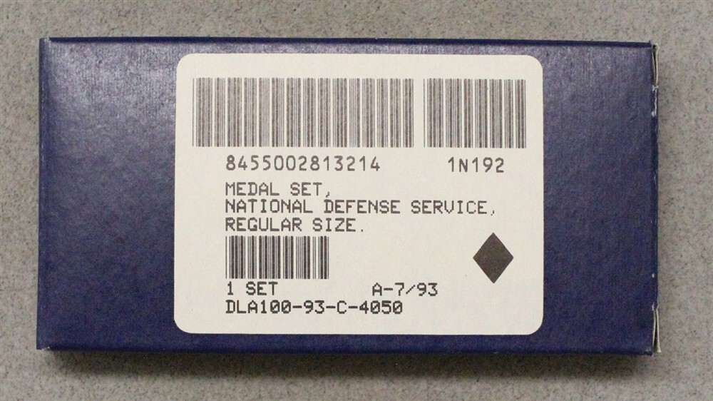 National Defense Medal, set in 1993 box - US Military 0142