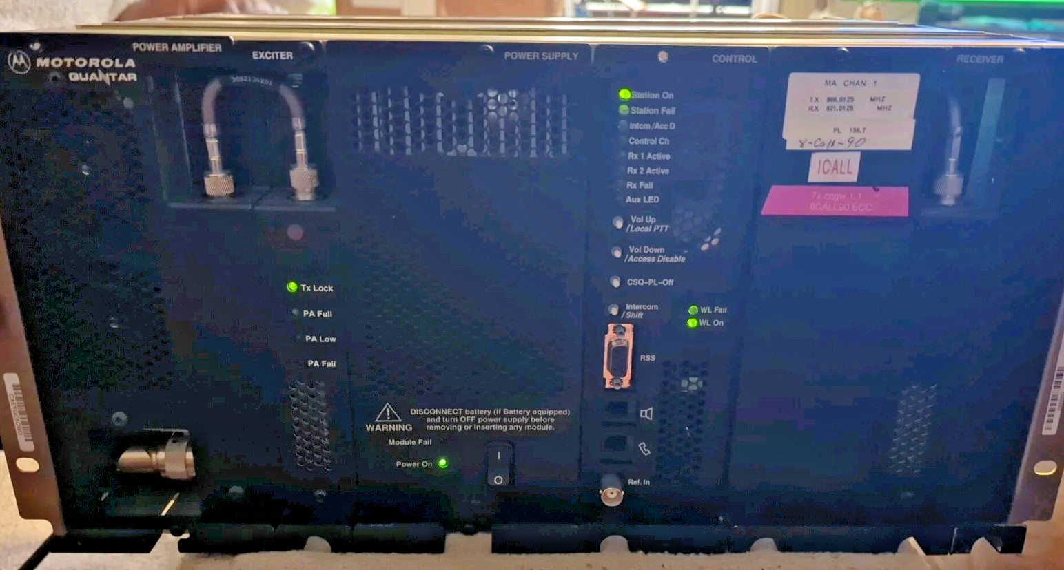 MOTOROLA QUANTAR T5365A BASE STATION RADIO REPEATER 800MHZ 100W