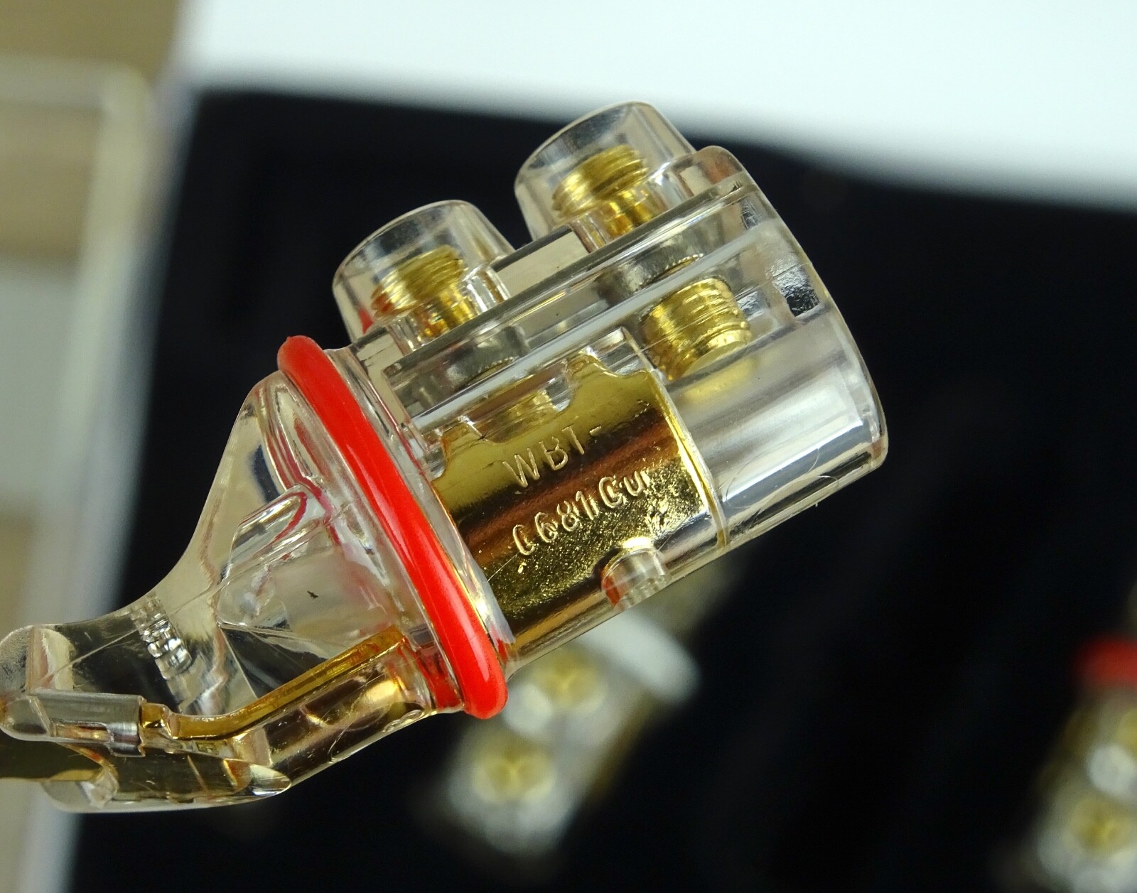 WBT 0681CU cable lug made of pure copper, 8 mm fork new + original packaging nextgen 2x red 2x white