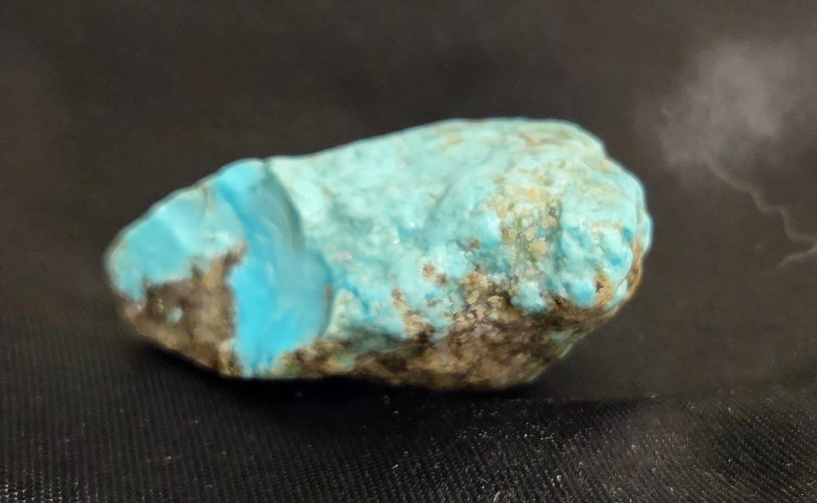 TURQUOISE KINGMAN ROUGH 62 GMS